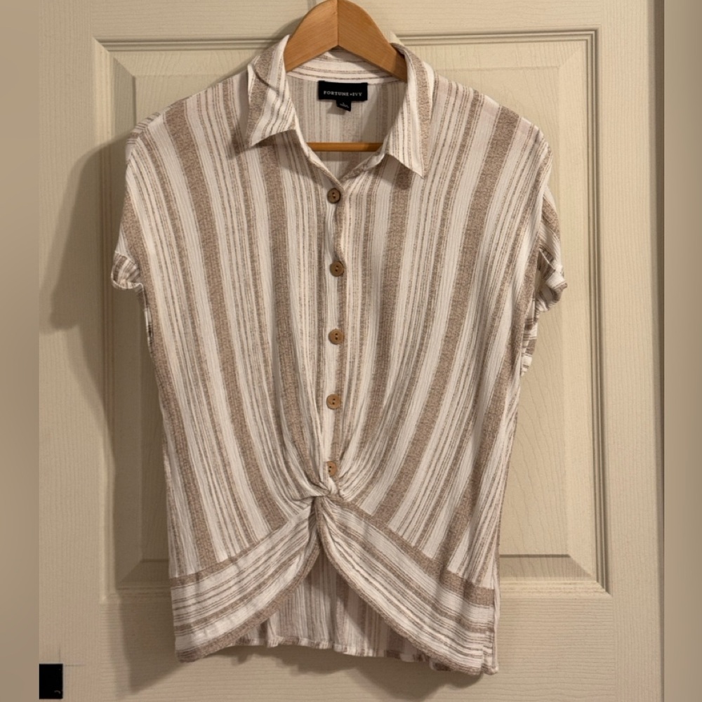Fortune + Ivy twist front blouse